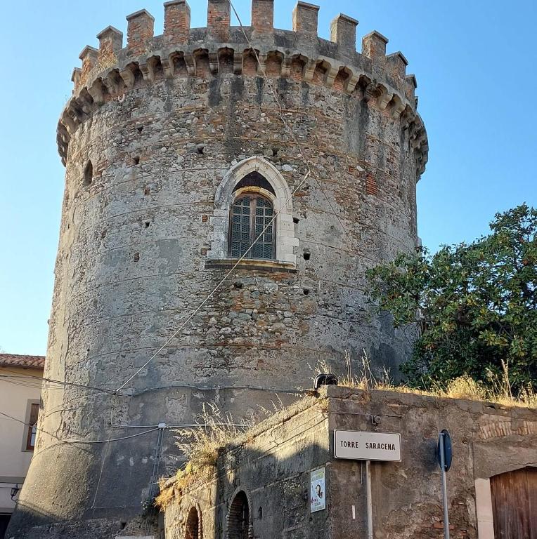 Castelmola: il borgo sopra Taormina, la cura di tutto il caos